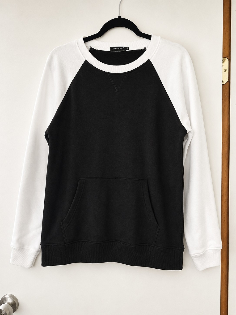 Black and White Raglan Sweatshirt - Unbranded